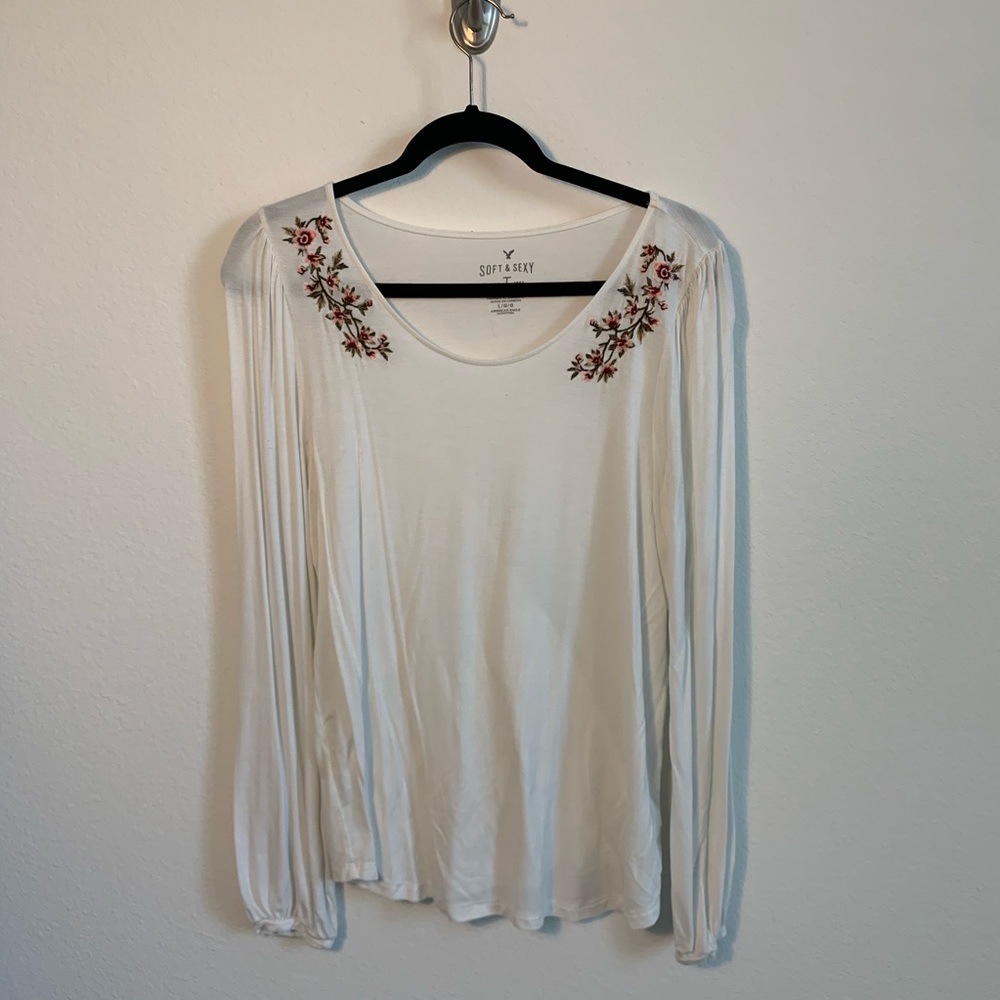 American Eagle soft and sexy long sleeve T shirts